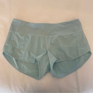 Lululemon speed up shorts 2.5”
